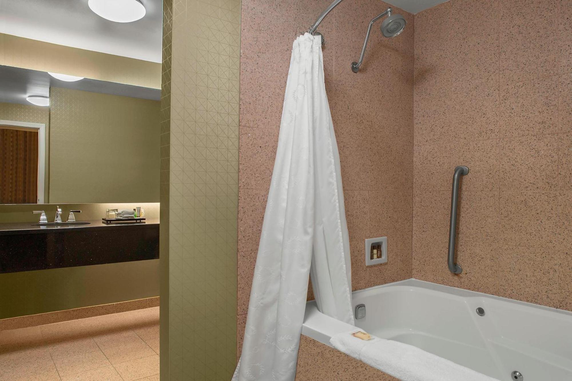 Sheraton Suites Akron Cuyahoga Falls Exteriör bild