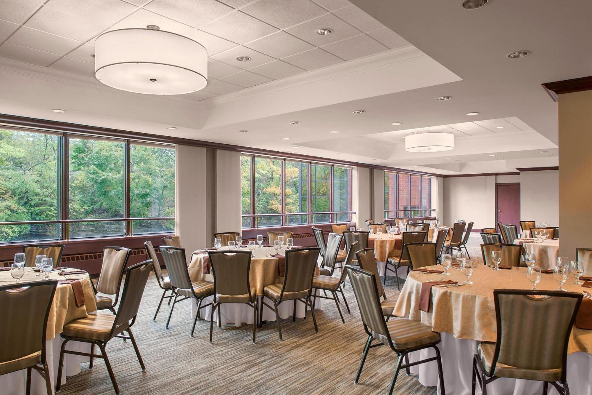 Sheraton Suites Akron Cuyahoga Falls Exteriör bild